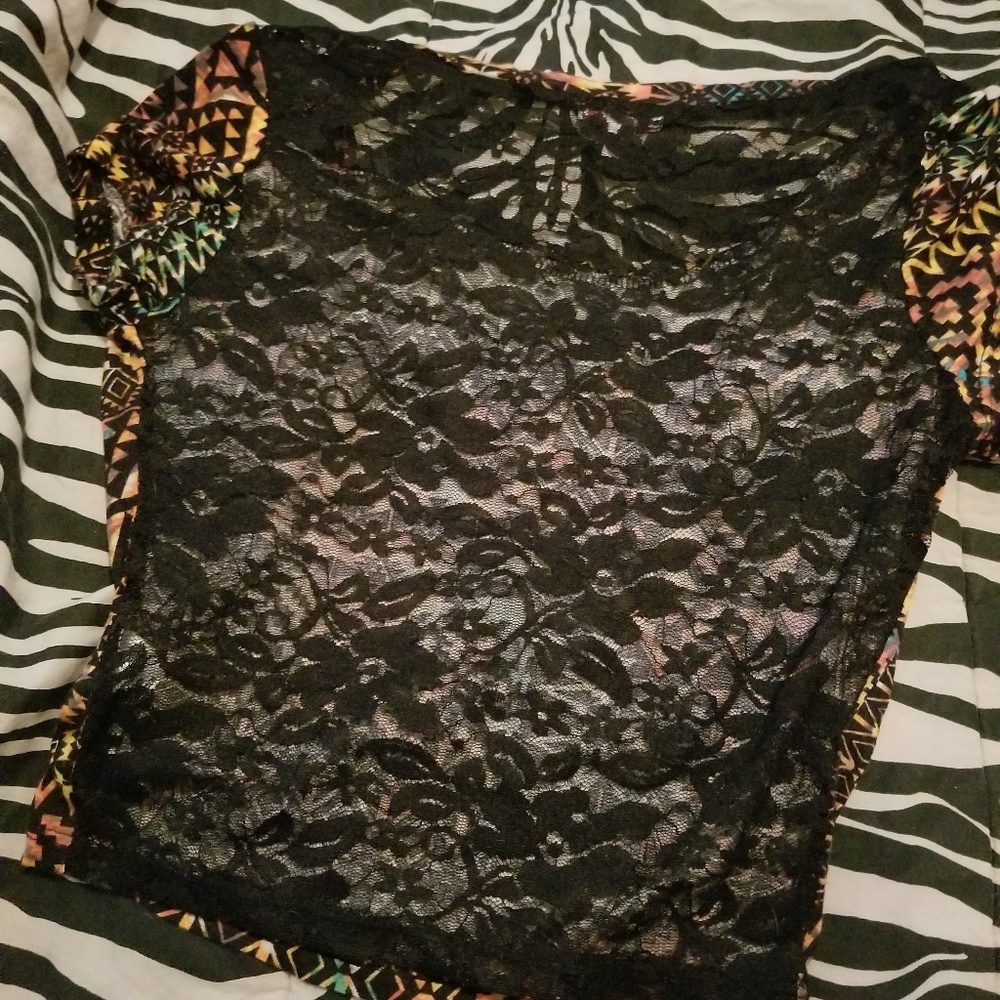 brand new crop top cute lace and design